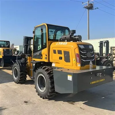 4WD välistingimustes kasutatav tõstuk